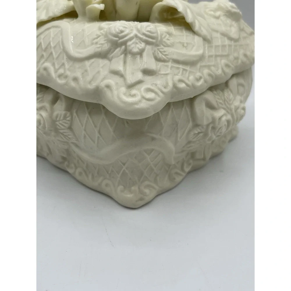 Vintage Ornate Victorian Bisque Keepsake Trinket Box Detailed